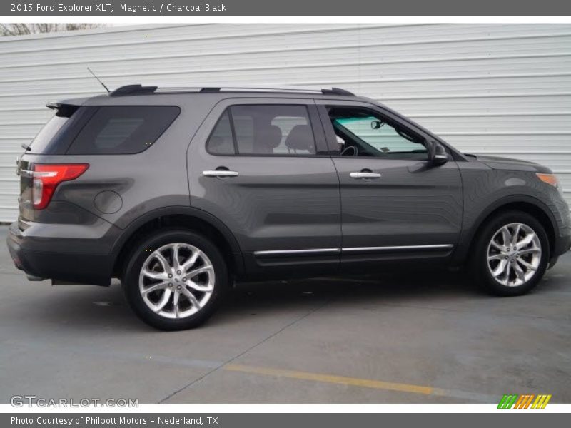 Magnetic / Charcoal Black 2015 Ford Explorer XLT