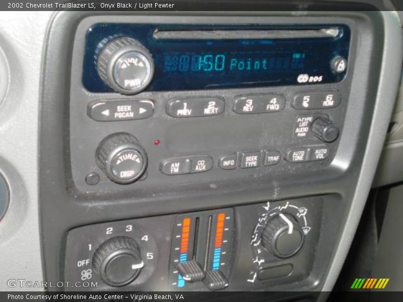 Onyx Black / Light Pewter 2002 Chevrolet TrailBlazer LS