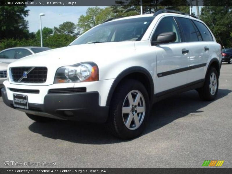Ice White / Taupe 2004 Volvo XC90 2.5T