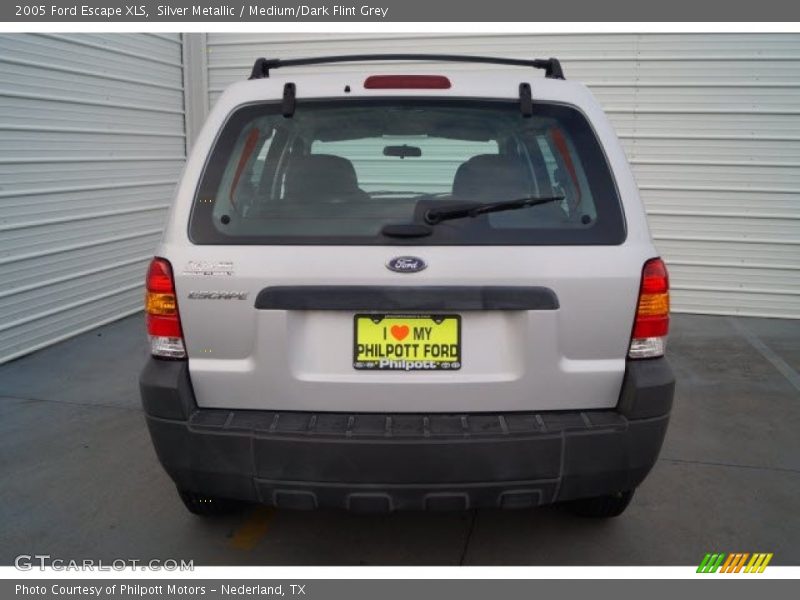 Silver Metallic / Medium/Dark Flint Grey 2005 Ford Escape XLS