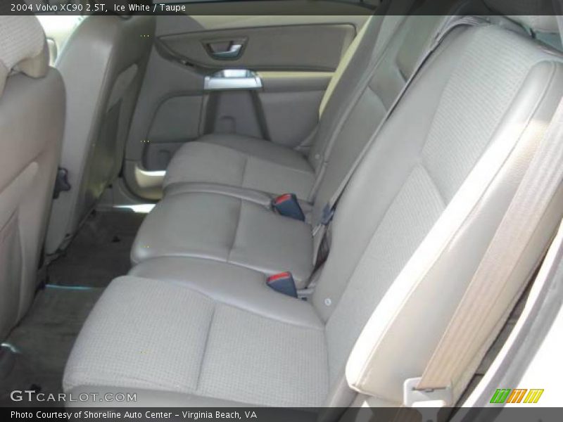 Ice White / Taupe 2004 Volvo XC90 2.5T