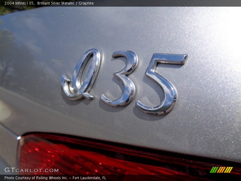 Brilliant Silver Metallic / Graphite 2004 Infiniti I 35