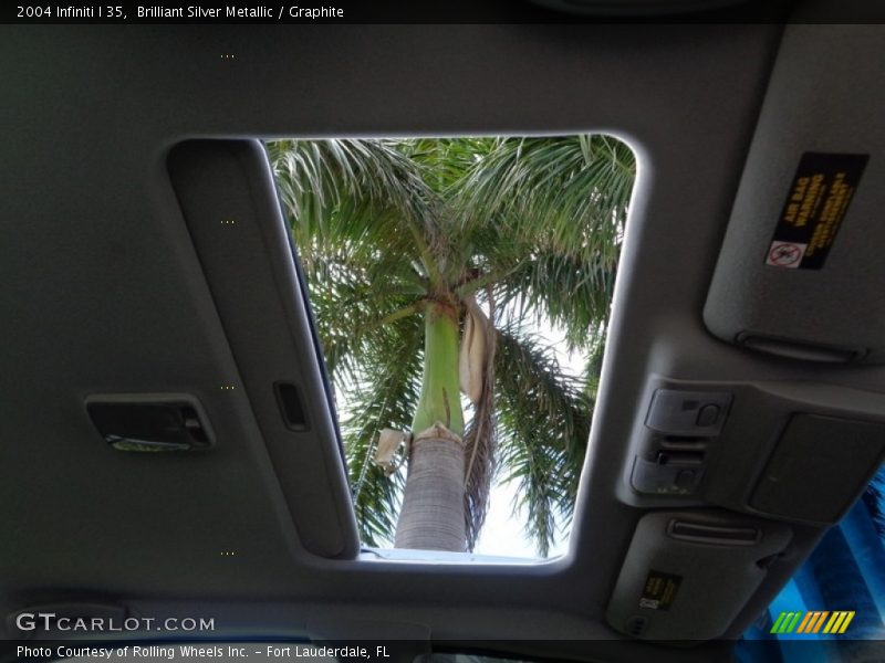 Brilliant Silver Metallic / Graphite 2004 Infiniti I 35