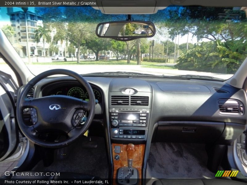 Brilliant Silver Metallic / Graphite 2004 Infiniti I 35