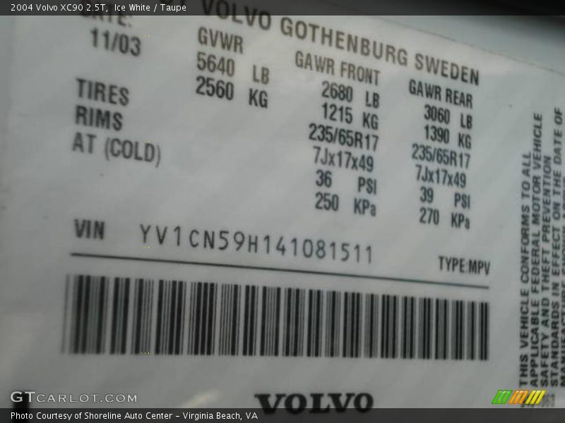 Ice White / Taupe 2004 Volvo XC90 2.5T