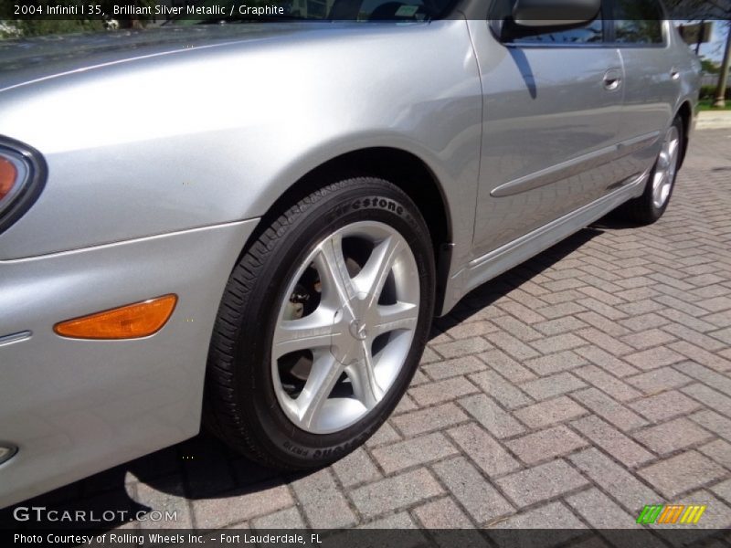 Brilliant Silver Metallic / Graphite 2004 Infiniti I 35