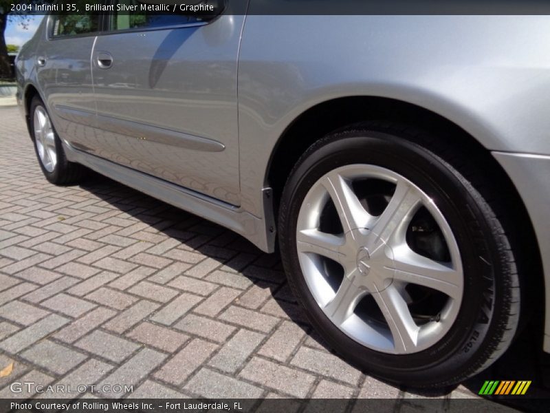 Brilliant Silver Metallic / Graphite 2004 Infiniti I 35