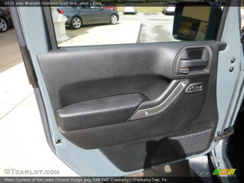 Anvil / Black 2015 Jeep Wrangler Unlimited Sport 4x4