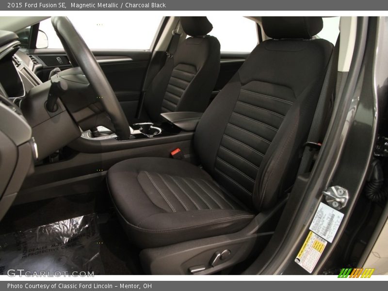 Magnetic Metallic / Charcoal Black 2015 Ford Fusion SE