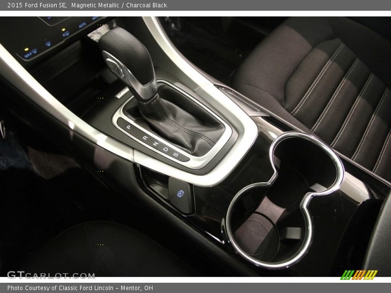 Magnetic Metallic / Charcoal Black 2015 Ford Fusion SE