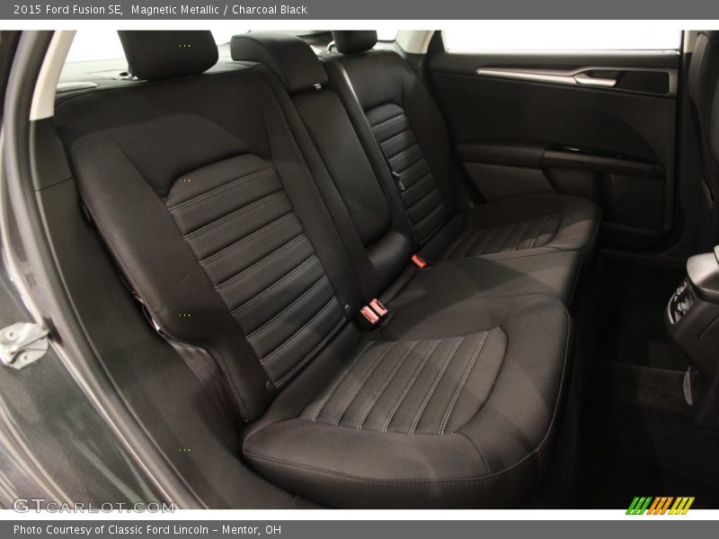 Magnetic Metallic / Charcoal Black 2015 Ford Fusion SE
