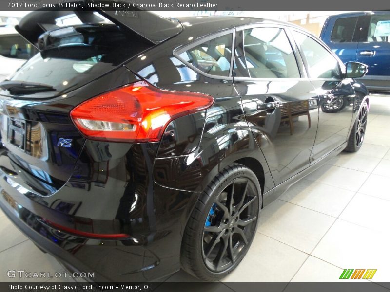 Shadow Black / Charcoal Black Recaro Leather 2017 Ford Focus RS Hatch