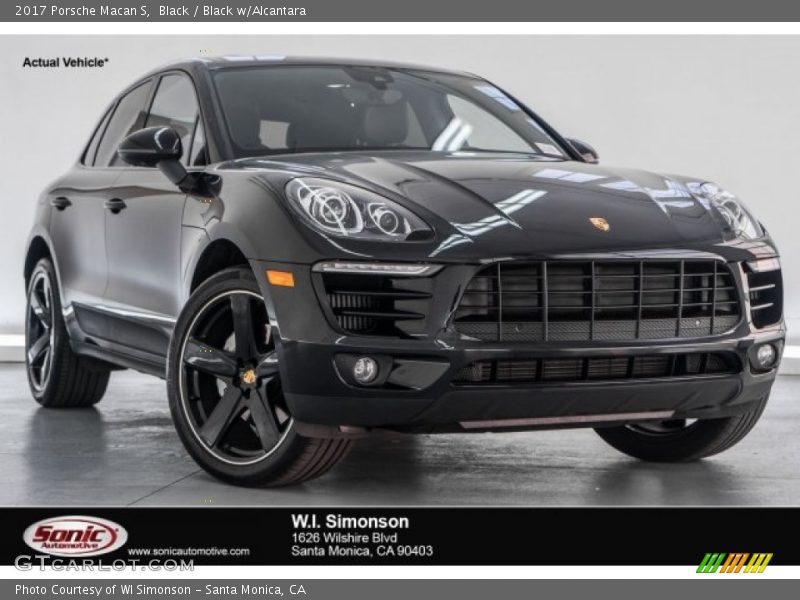 Black / Black w/Alcantara 2017 Porsche Macan S