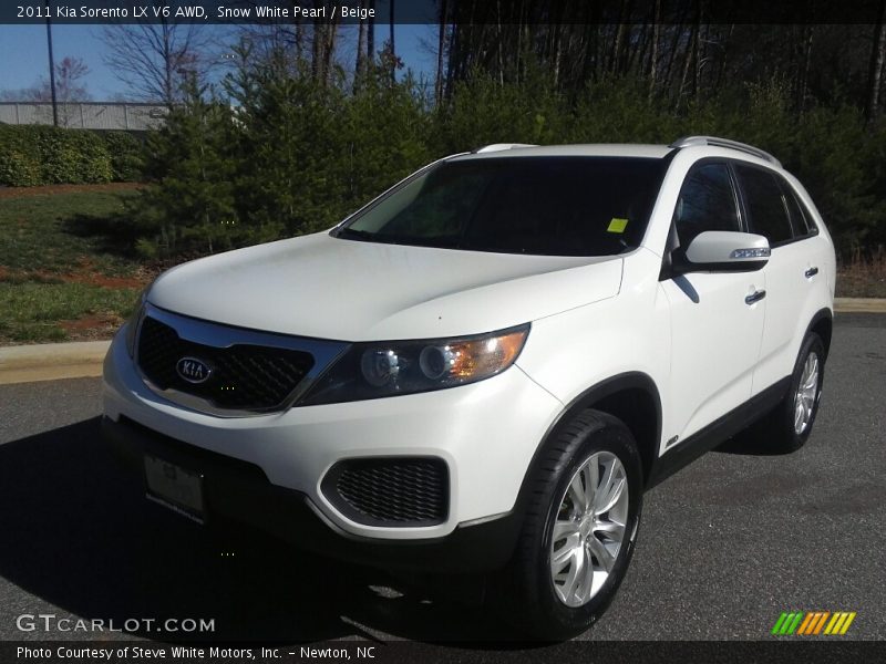 Snow White Pearl / Beige 2011 Kia Sorento LX V6 AWD