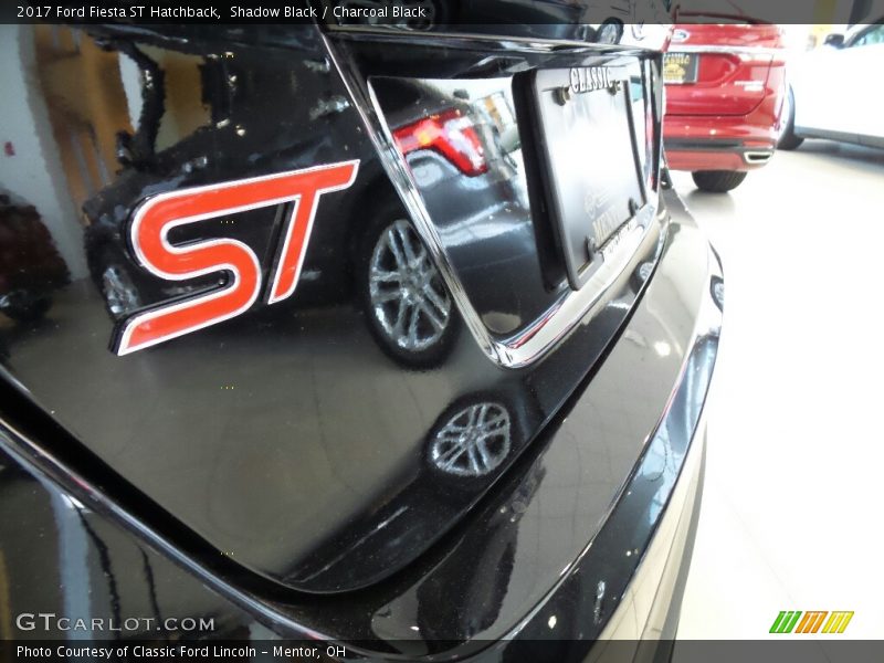 Shadow Black / Charcoal Black 2017 Ford Fiesta ST Hatchback