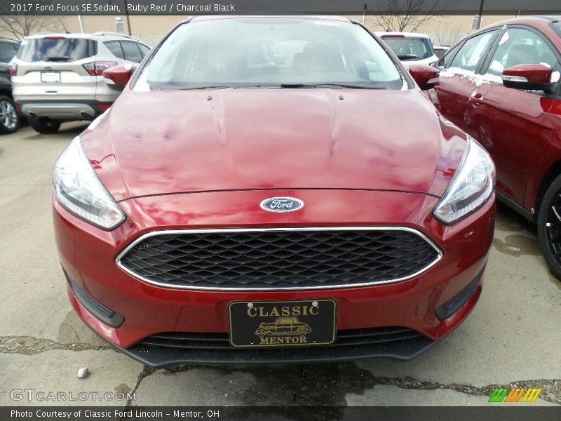 Ruby Red / Charcoal Black 2017 Ford Focus SE Sedan