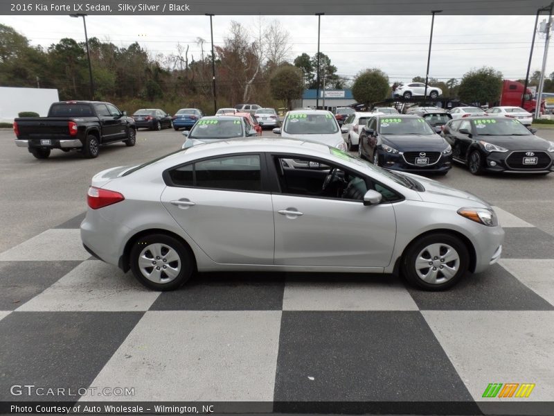 Silky Silver / Black 2016 Kia Forte LX Sedan