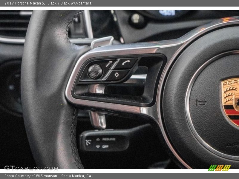 Controls of 2017 Macan S