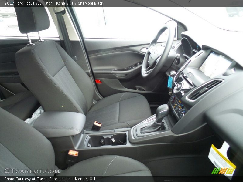 Kona Blue / Charcoal Black 2017 Ford Focus SEL Hatch
