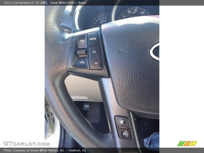 Snow White Pearl / Beige 2011 Kia Sorento LX V6 AWD