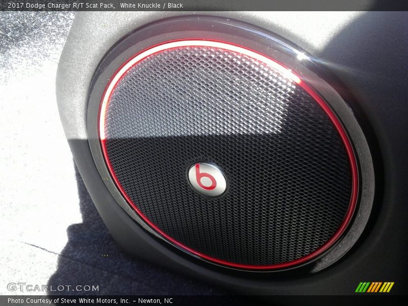 White Knuckle / Black 2017 Dodge Charger R/T Scat Pack