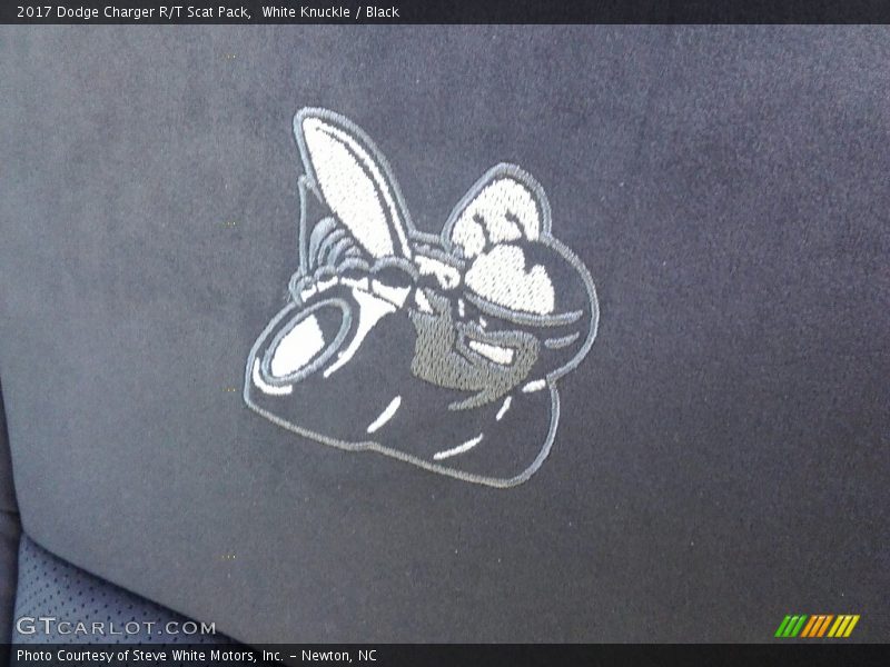 White Knuckle / Black 2017 Dodge Charger R/T Scat Pack