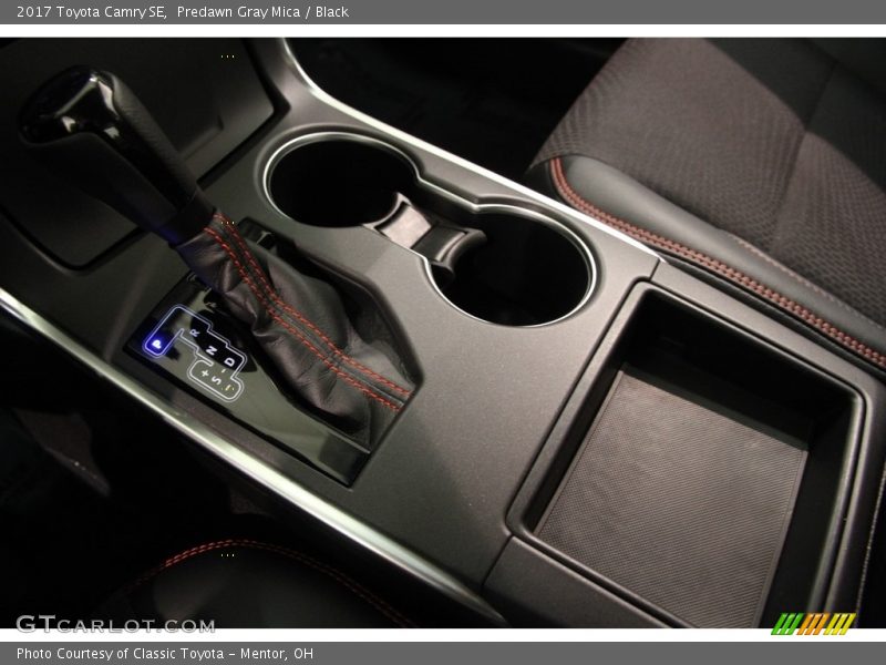 Predawn Gray Mica / Black 2017 Toyota Camry SE