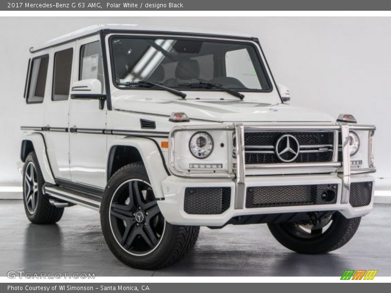 Front 3/4 View of 2017 G 63 AMG