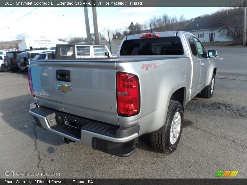 Silver Ice Metallic / Jet Black 2017 Chevrolet Colorado LT Extended Cab 4x4