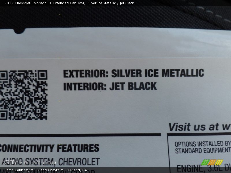 Silver Ice Metallic / Jet Black 2017 Chevrolet Colorado LT Extended Cab 4x4