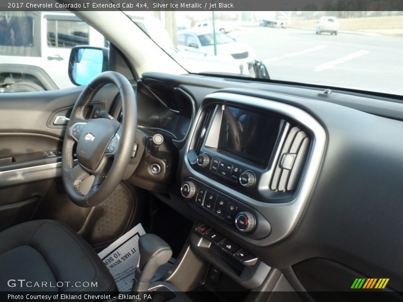 Silver Ice Metallic / Jet Black 2017 Chevrolet Colorado LT Extended Cab 4x4