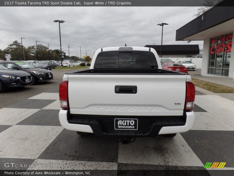 Super White / TRD Graphite 2017 Toyota Tacoma TRD Sport Double Cab