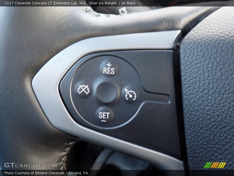 Silver Ice Metallic / Jet Black 2017 Chevrolet Colorado LT Extended Cab 4x4