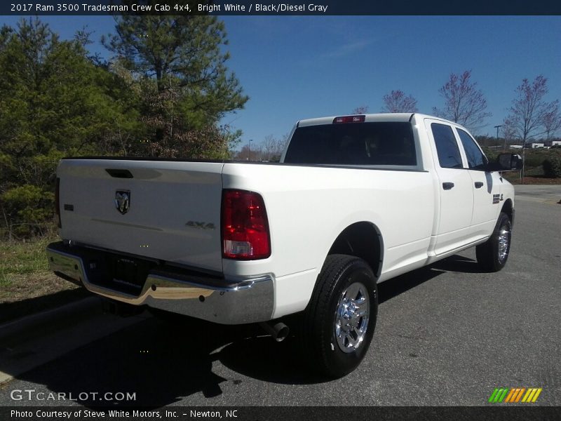 Bright White / Black/Diesel Gray 2017 Ram 3500 Tradesman Crew Cab 4x4