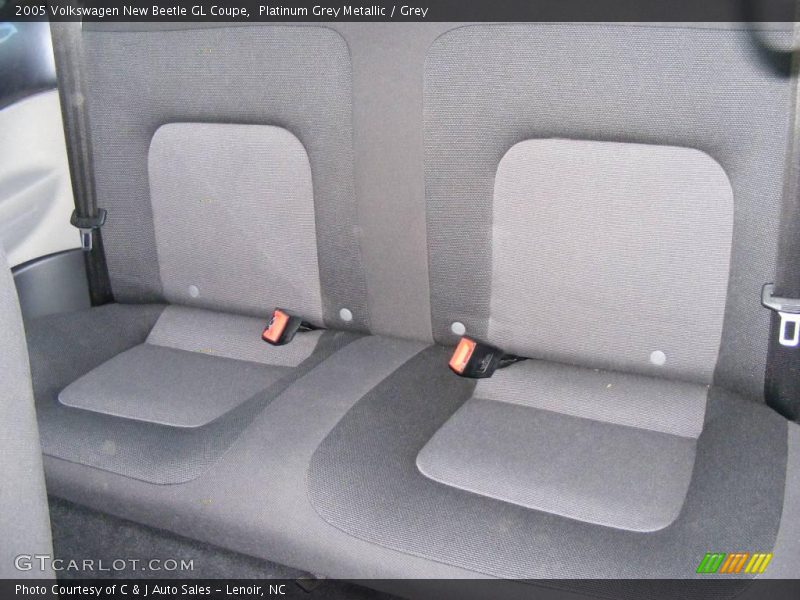 Platinum Grey Metallic / Grey 2005 Volkswagen New Beetle GL Coupe