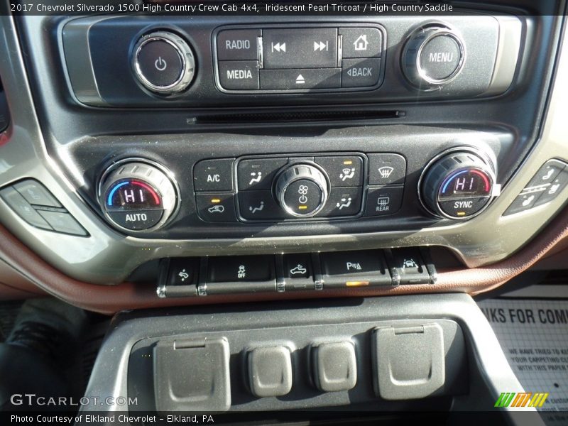 Iridescent Pearl Tricoat / High Country Saddle 2017 Chevrolet Silverado 1500 High Country Crew Cab 4x4