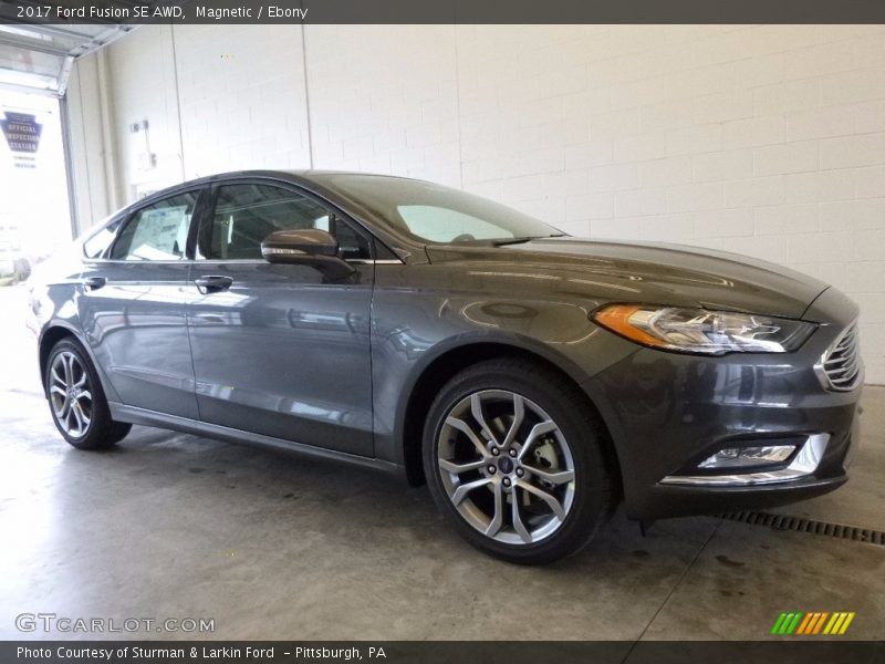 Magnetic / Ebony 2017 Ford Fusion SE AWD