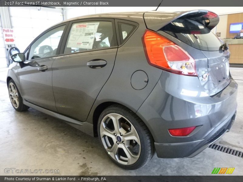 Magnetic / Charcoal Black 2017 Ford Fiesta ST Hatchback