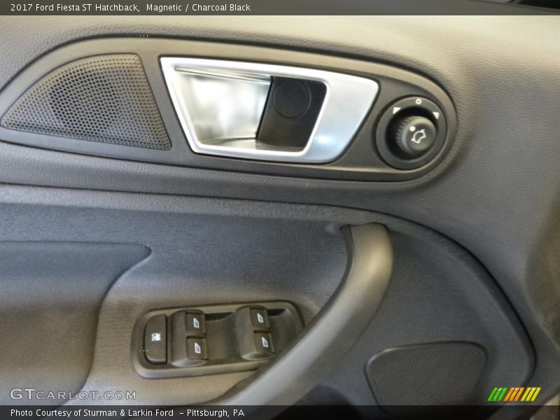 Magnetic / Charcoal Black 2017 Ford Fiesta ST Hatchback