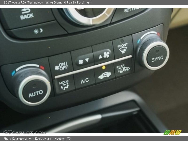 White Diamond Pearl / Parchment 2017 Acura RDX Technology