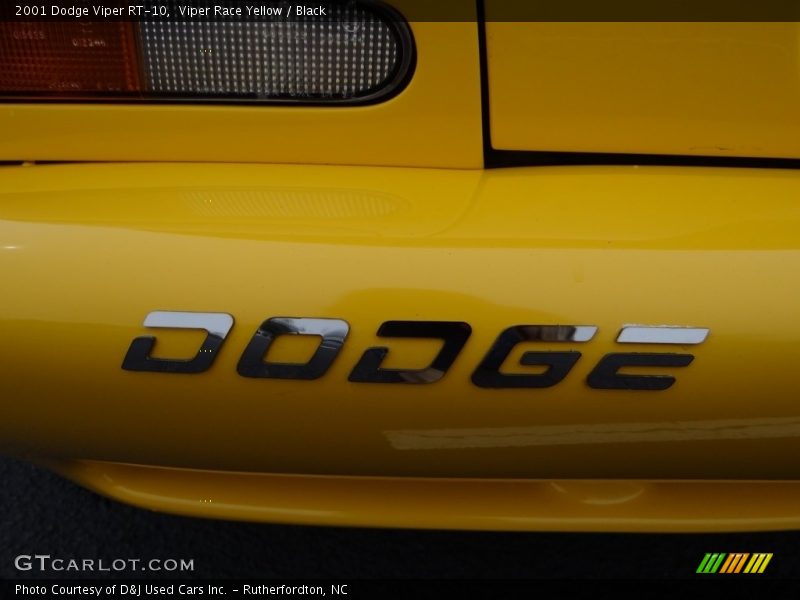 Viper Race Yellow / Black 2001 Dodge Viper RT-10
