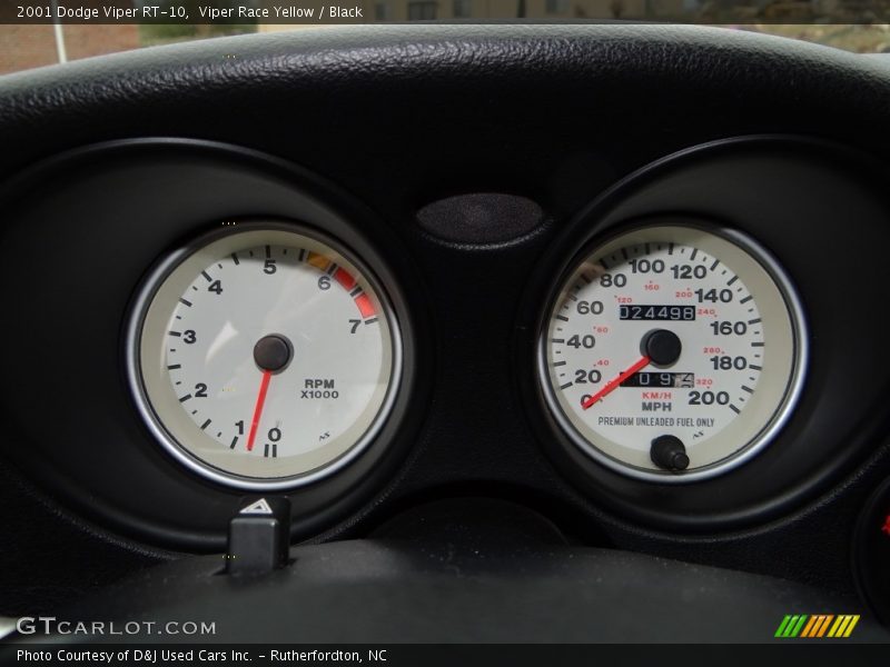 Viper Race Yellow / Black 2001 Dodge Viper RT-10