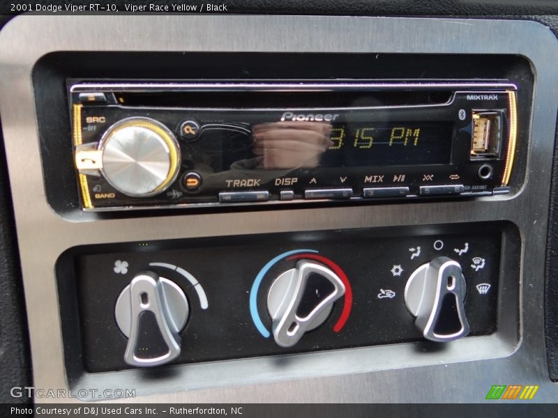 Viper Race Yellow / Black 2001 Dodge Viper RT-10