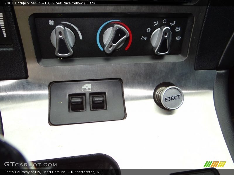 Viper Race Yellow / Black 2001 Dodge Viper RT-10