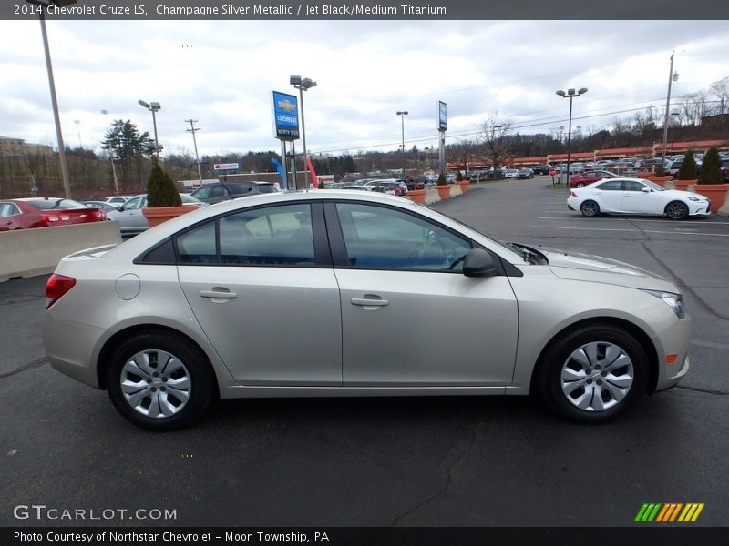 Champagne Silver Metallic / Jet Black/Medium Titanium 2014 Chevrolet Cruze LS