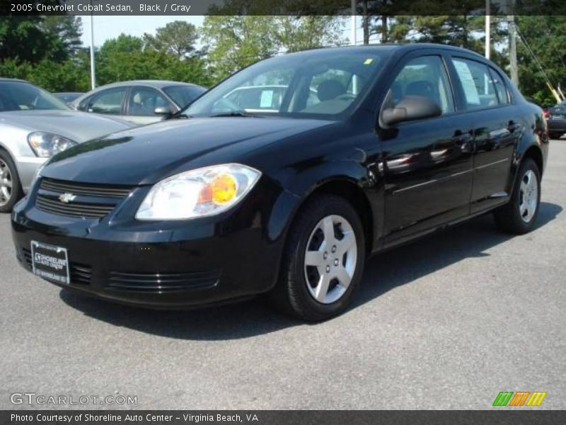Black / Gray 2005 Chevrolet Cobalt Sedan