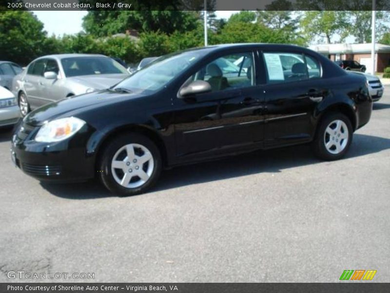 Black / Gray 2005 Chevrolet Cobalt Sedan