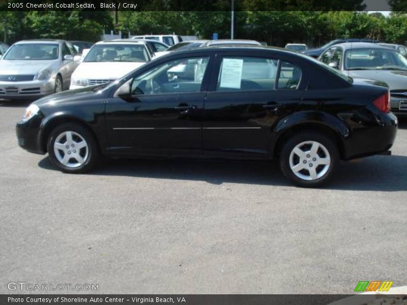 Black / Gray 2005 Chevrolet Cobalt Sedan