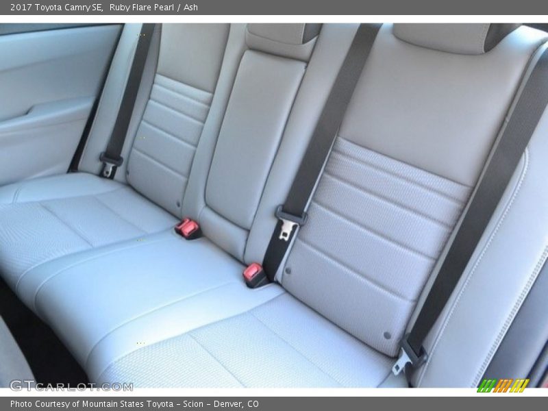 Ruby Flare Pearl / Ash 2017 Toyota Camry SE