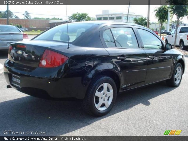 Black / Gray 2005 Chevrolet Cobalt Sedan